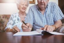 The Role of Insurance in Managing Longevity Risk Effectively