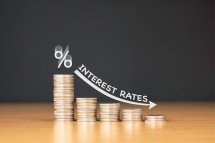 Navigating Investment Decisions Amidst Changing Interest Rates in the Market